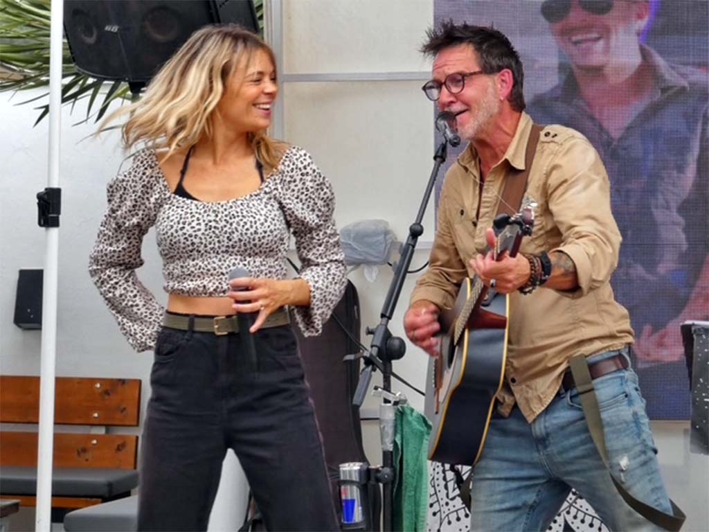 Feel-good tunes you know and love!