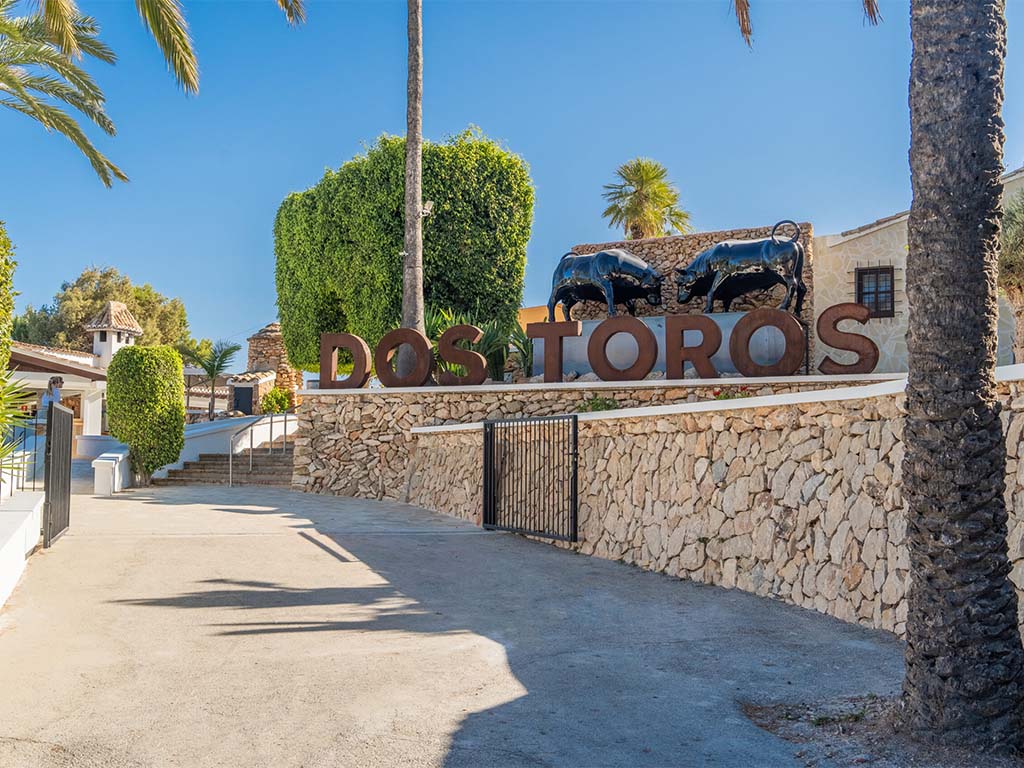 Dos Toros,Moraira